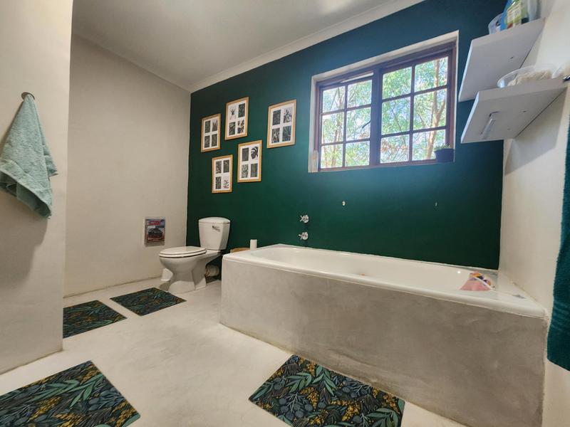 4 Bedroom Property for Sale in Die Wingerd Western Cape